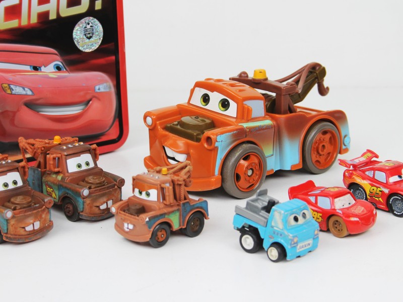 Set Cars box & toys van Disney