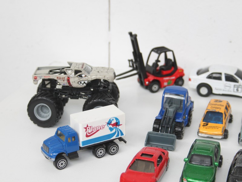 Lot metalen speelgoed autootjes