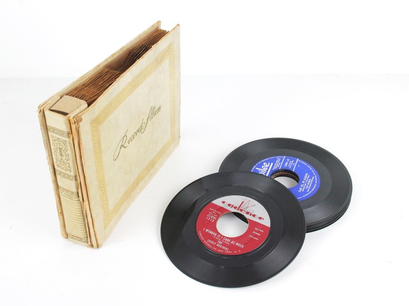 Vintage Record Album voor 15 Singles