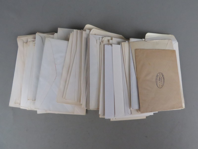 170 enveloppen met postzegel