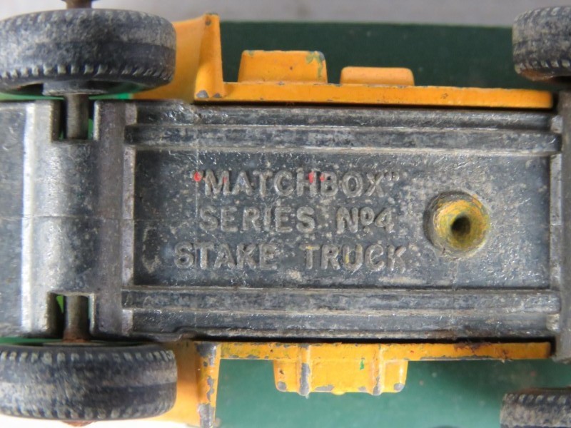 8 Matchbox vrachtwagens jaren 60