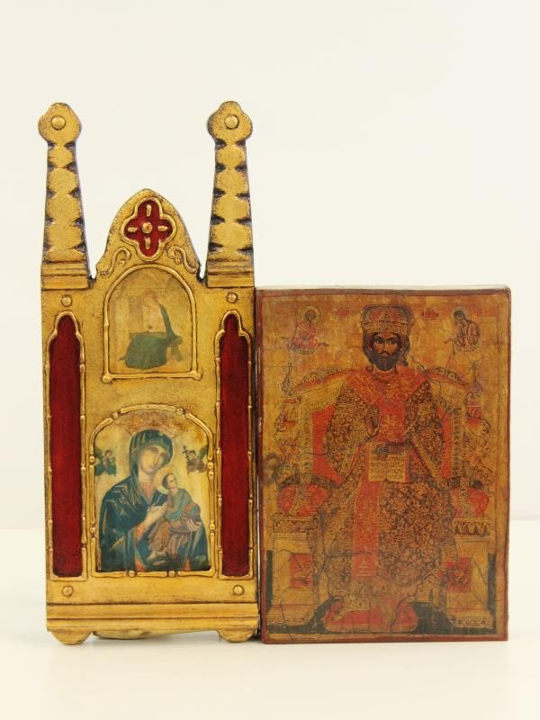 2 Iconen - Christus Pantokrater als Roemeense hogepriester, 1743 en Maria