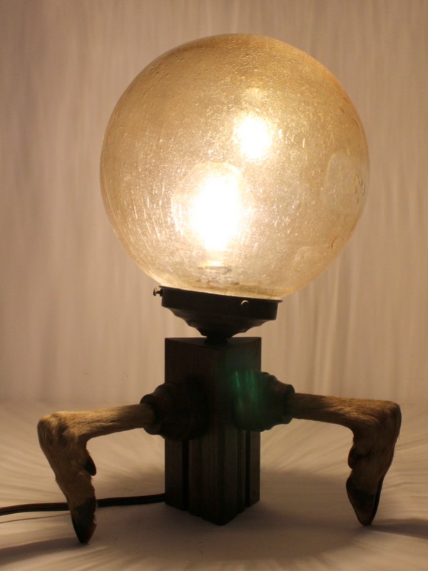 Vintage Hertenpoot Tafellamp