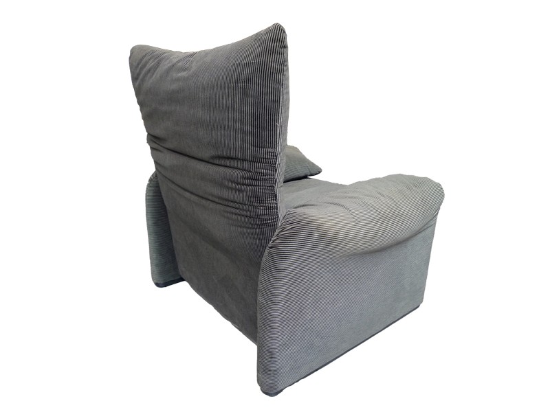 Cassina Maralunga 1zit