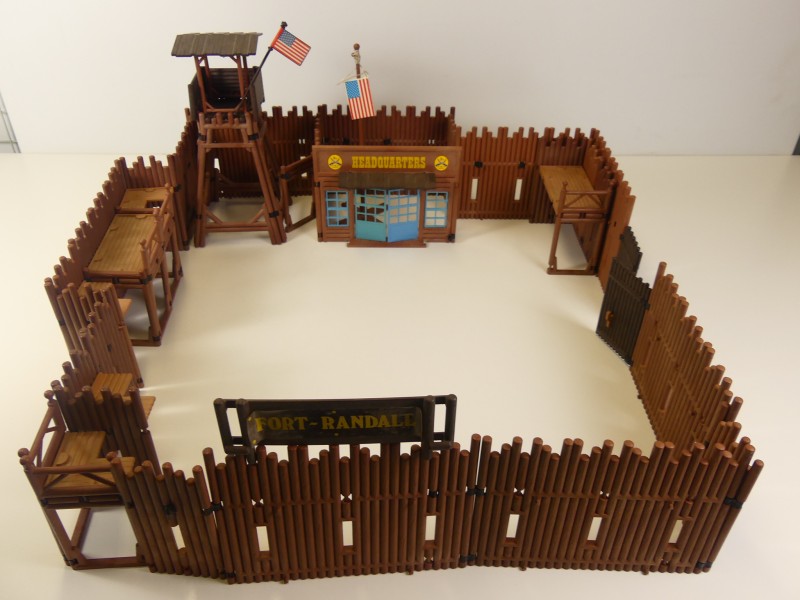 Vintage Playmobil fort - Headquarters  in doos