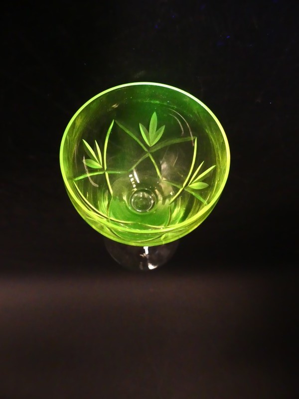Art-Deco uranium glazen