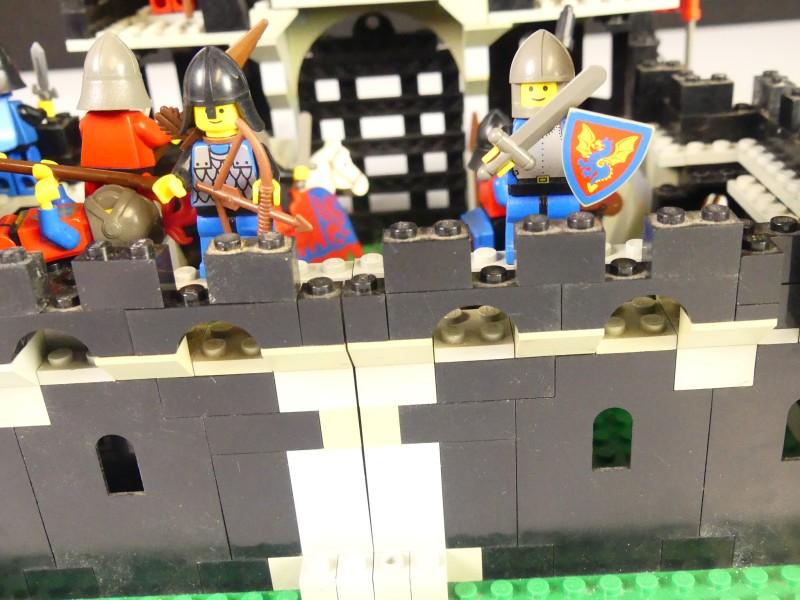 Legoland Black Monarch's Castle - 6085