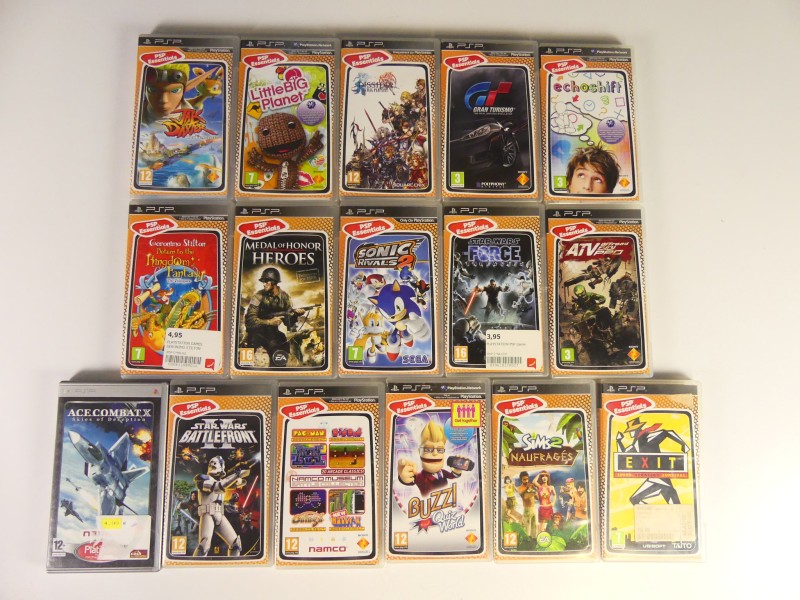 35 Playstation PSP Games