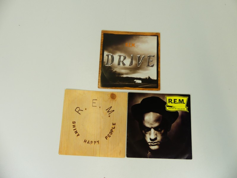 R.E.M. – Drive, Losing My Religion en Shiny Happy People. Vinyl 7"