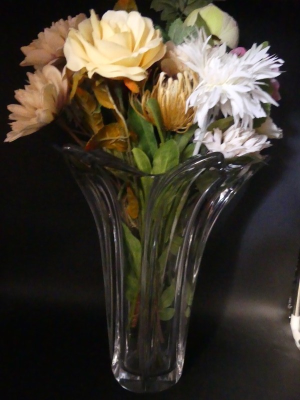 Art Vannes Vaas met bloemen