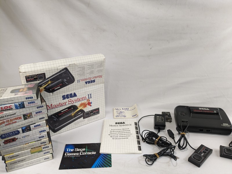 SEGA Master System II [originele verpakking + 13 games]