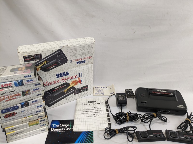 SEGA Master System II [originele verpakking + 13 games]