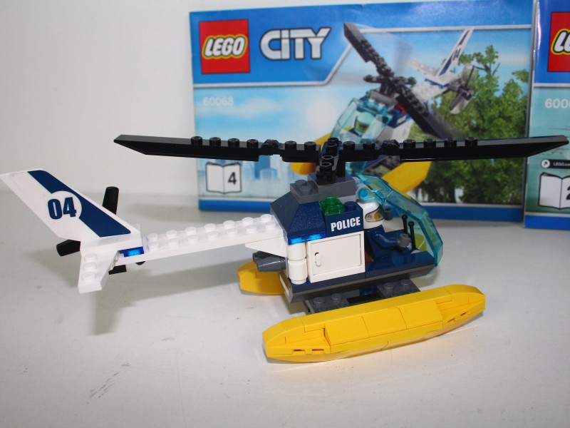 Lego City - Moeraspolitie - 60068 + 60066