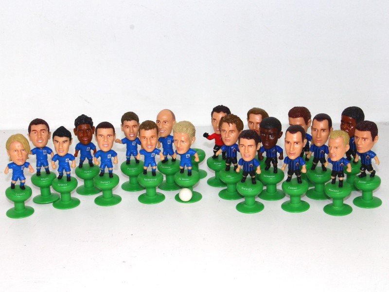 20 voetbal figuurtjes Club Brugge en Genk