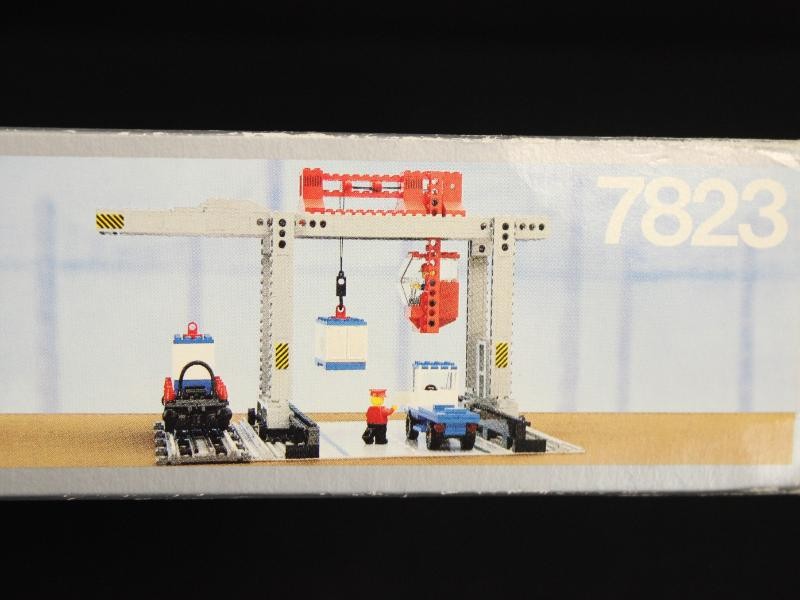 Lego 7823 Container Kraan Depot - 1986