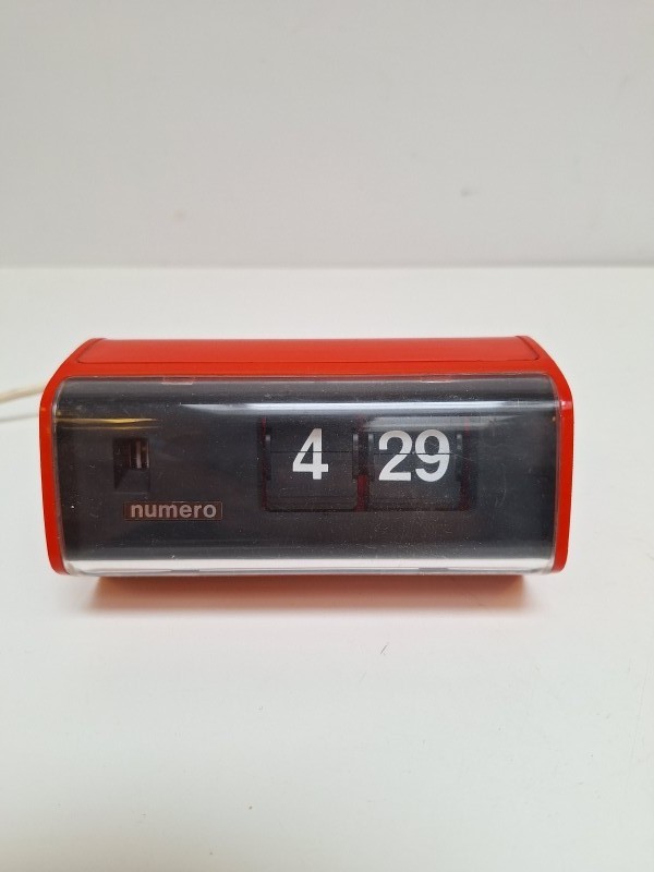 Retro Flip Wekker: numero