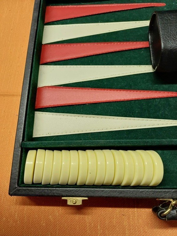 Anne Carlton backgammon set