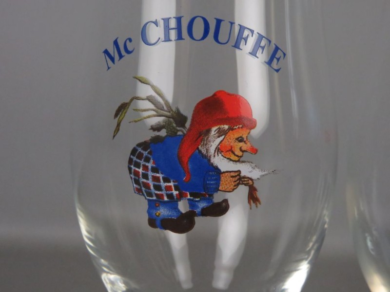 2 Mc Chouffe glazen