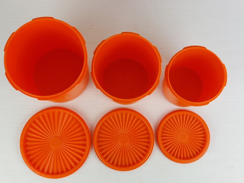 Tupperware oranje