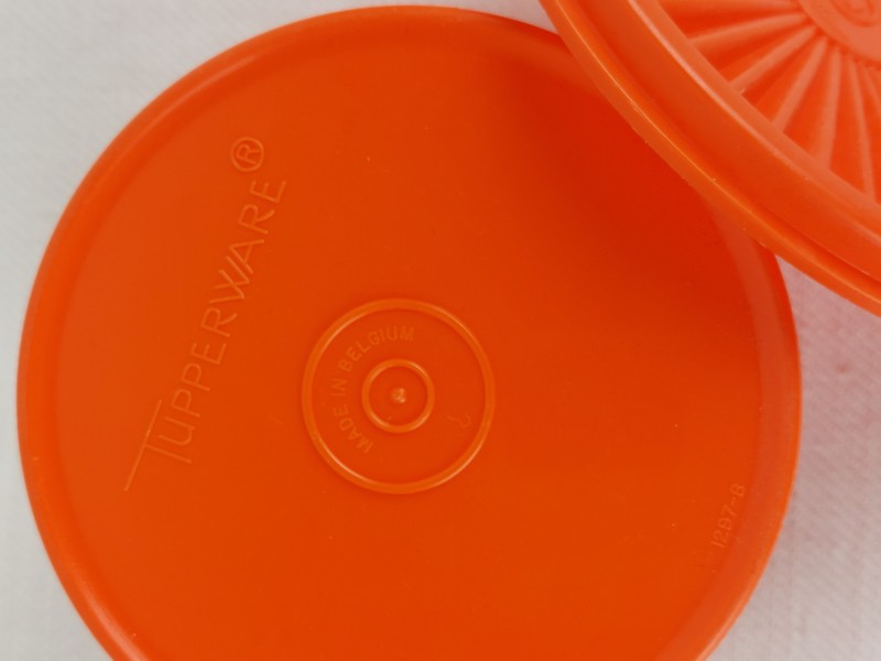 Tupperware oranje