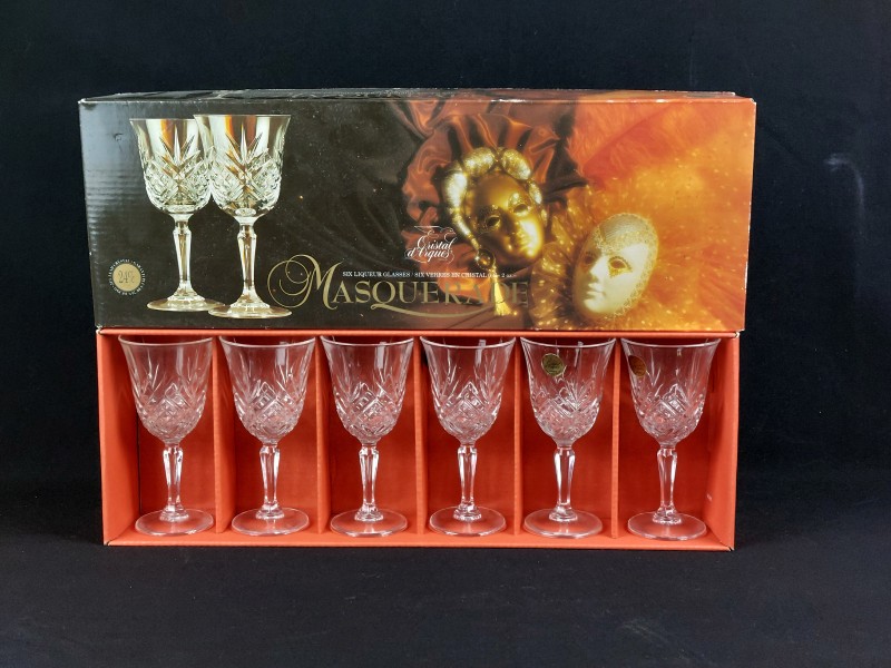 set van 6 cristal d'arc glaasjes