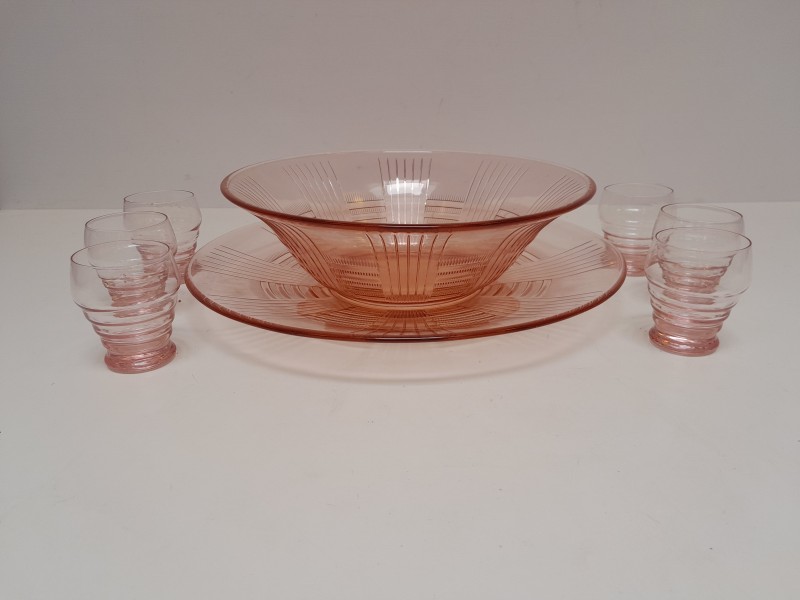 Art Deco roze glazen set