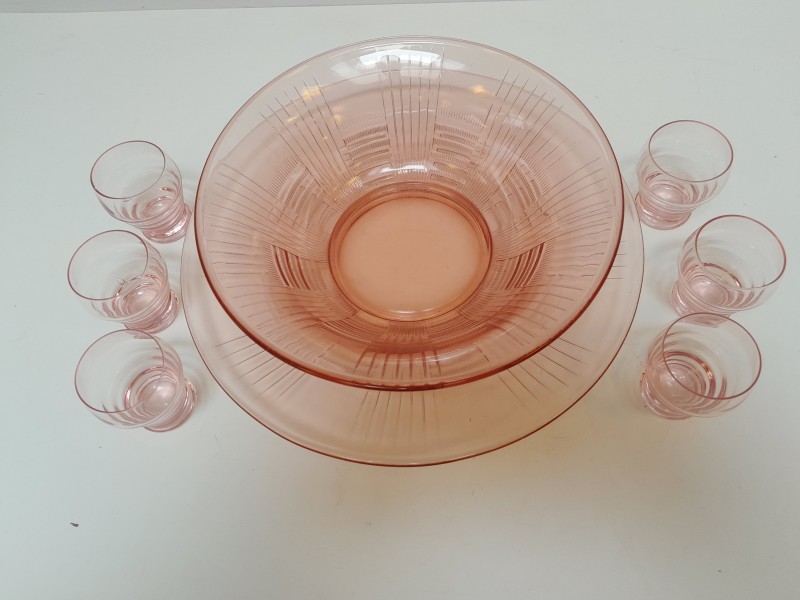 Art Deco roze glazen set