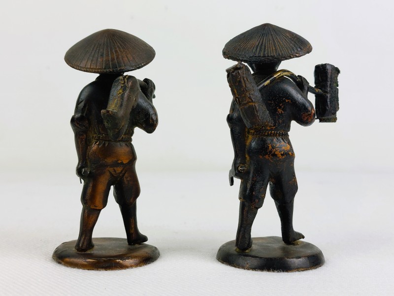 Antiek Japanse bronzen boerenbeeldjes