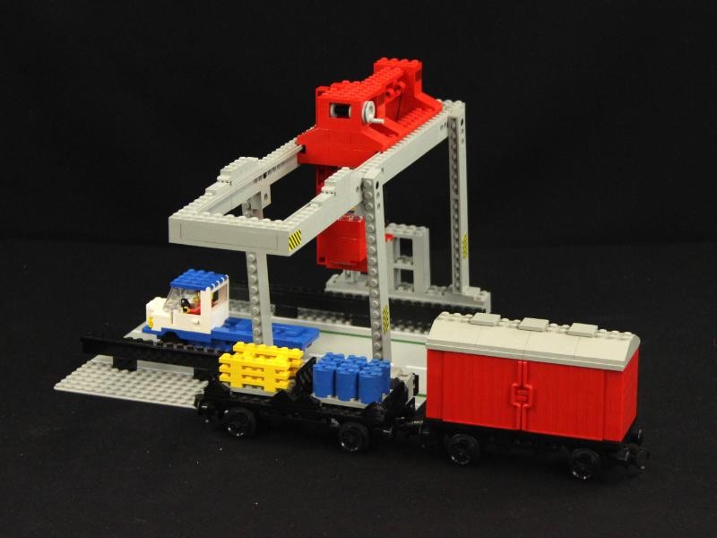 Lego 7823 Container Kraan Depot - 1986