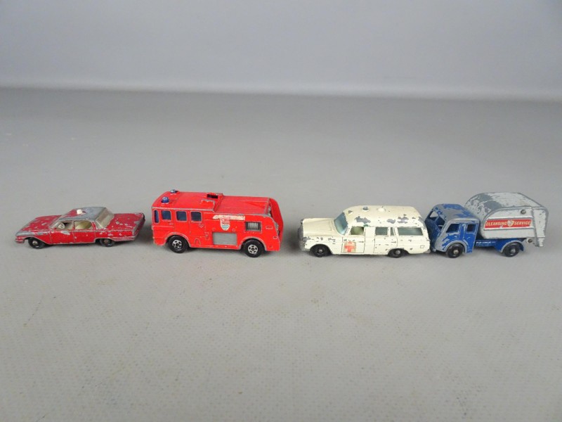 4 matchbox service wagens