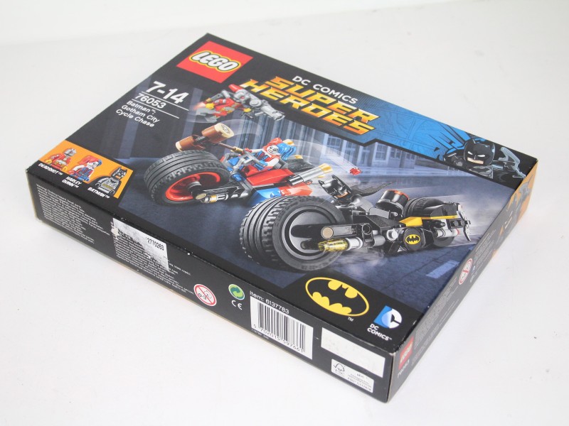 Lego 76053 - DC Super Heroes - Batman Gotham City Cycle chase (update: nu wel compleet)