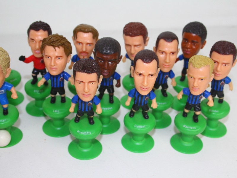 20 voetbal figuurtjes Club Brugge en Genk