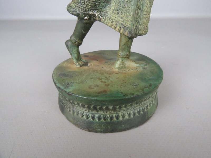 Bronzen beeld tempelwachter