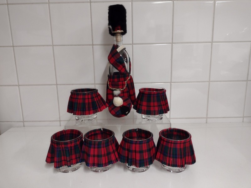 Schotse Tartan fles & glazen