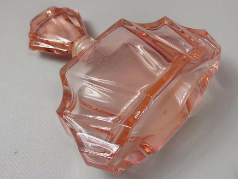 Art Deco rosé glazen parfumfles