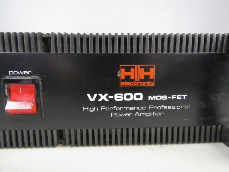Versterker type VX600