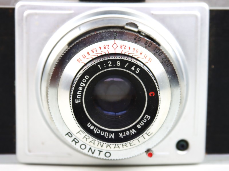 Vintage Frankarette Pronto camera