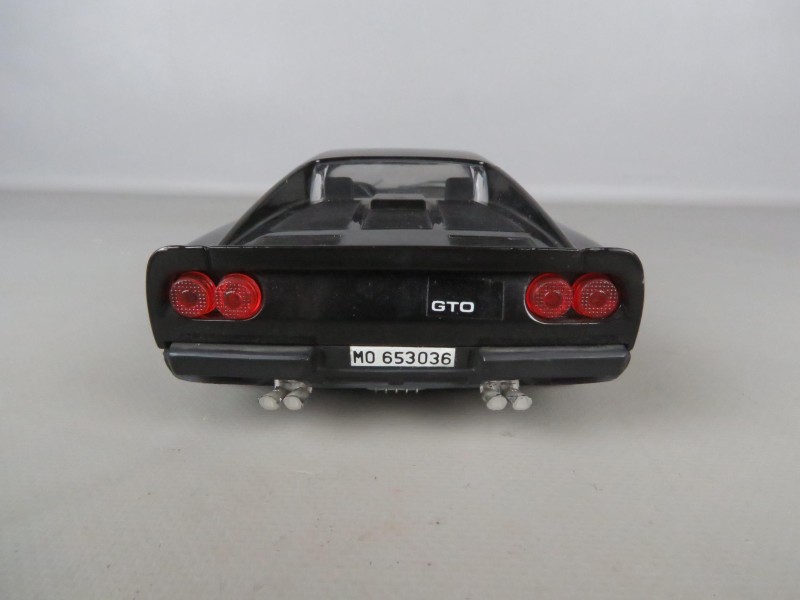 Polistil modelauto Ferrari 288 GTO