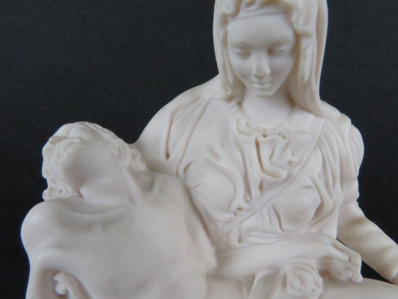 Maria en Jezus beeld uit resin