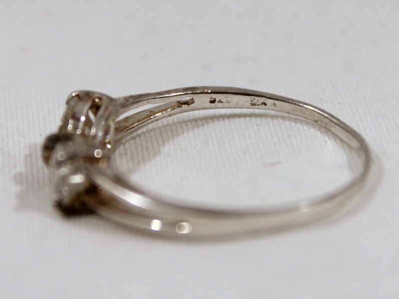 925 Zilveren Ring met Steentjes