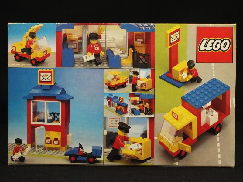 Lot van 2 Vintage LEGO Sets in Originele Dozen (Ongecontroleerd)