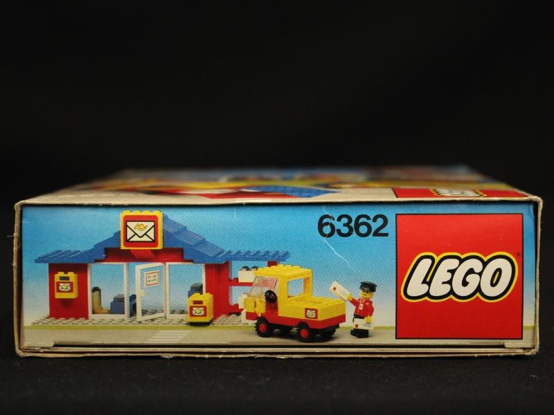 Lot van 2 Vintage LEGO Sets in Originele Dozen (Ongecontroleerd)