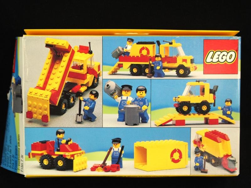 Lot van 2 Vintage LEGO Sets in Originele Dozen (Ongecontroleerd)