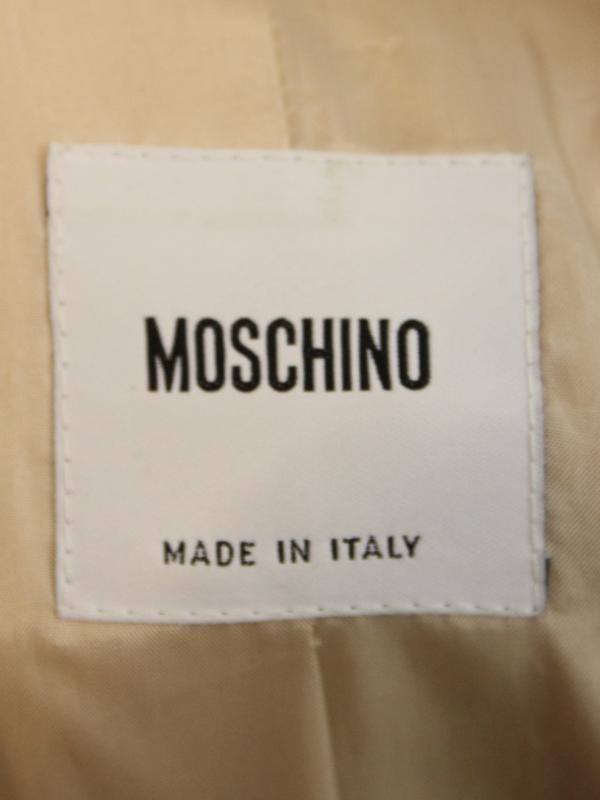 Prachtige vest gemerkt Moschino