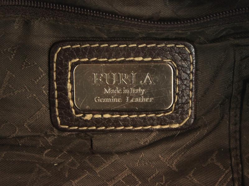 Mooie vintage handtas uit bruin leder, gemerkt Furla, Italy