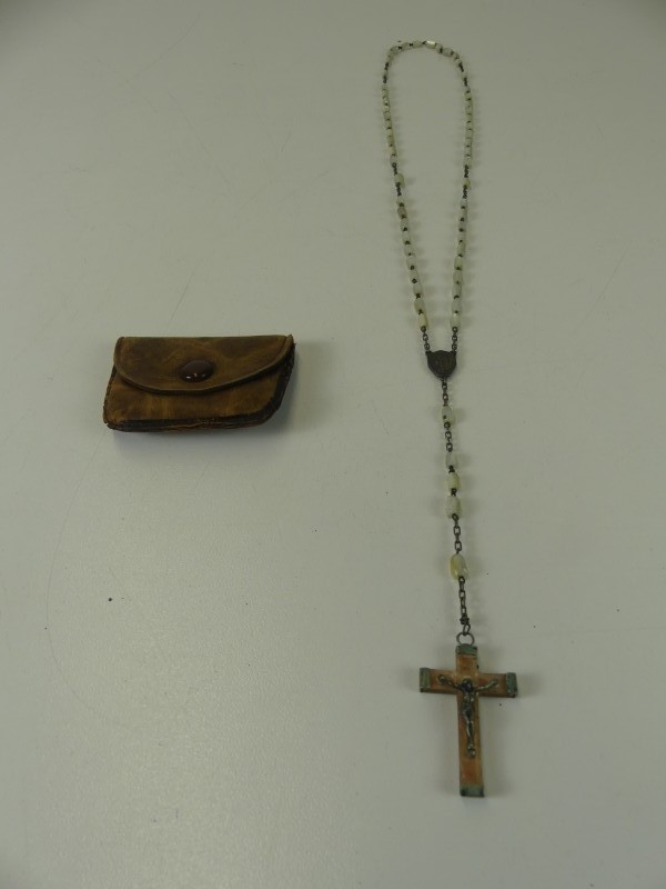 Religiosa : Vintage paternosters in etui