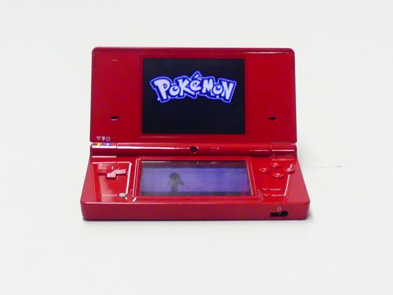Nintendo Ds - Rood + Pokémon Diamond