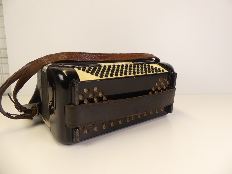 Hohner Tango II M