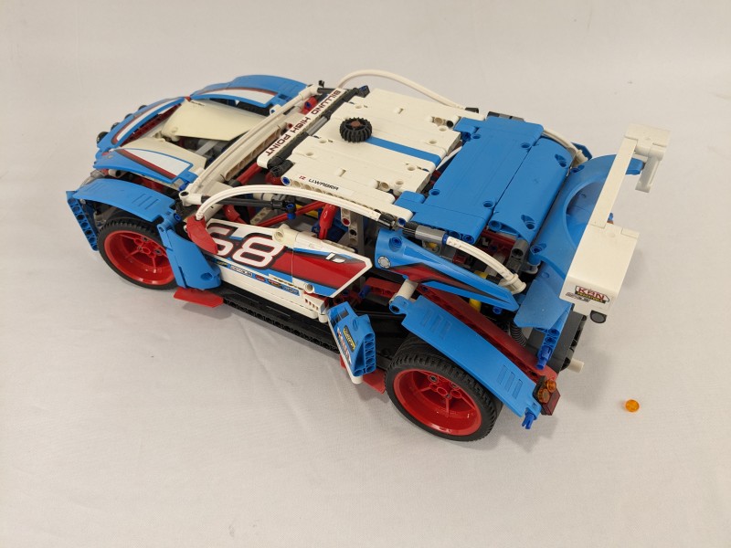 LEGO Rallyauto [42077]
