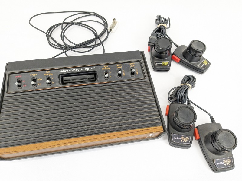Atari 2600 Originele "woodgrain"uitvoering